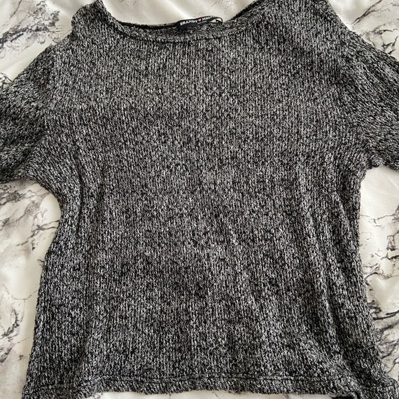 Brandy Melville Crop Knit Top - Picture 3 of 3